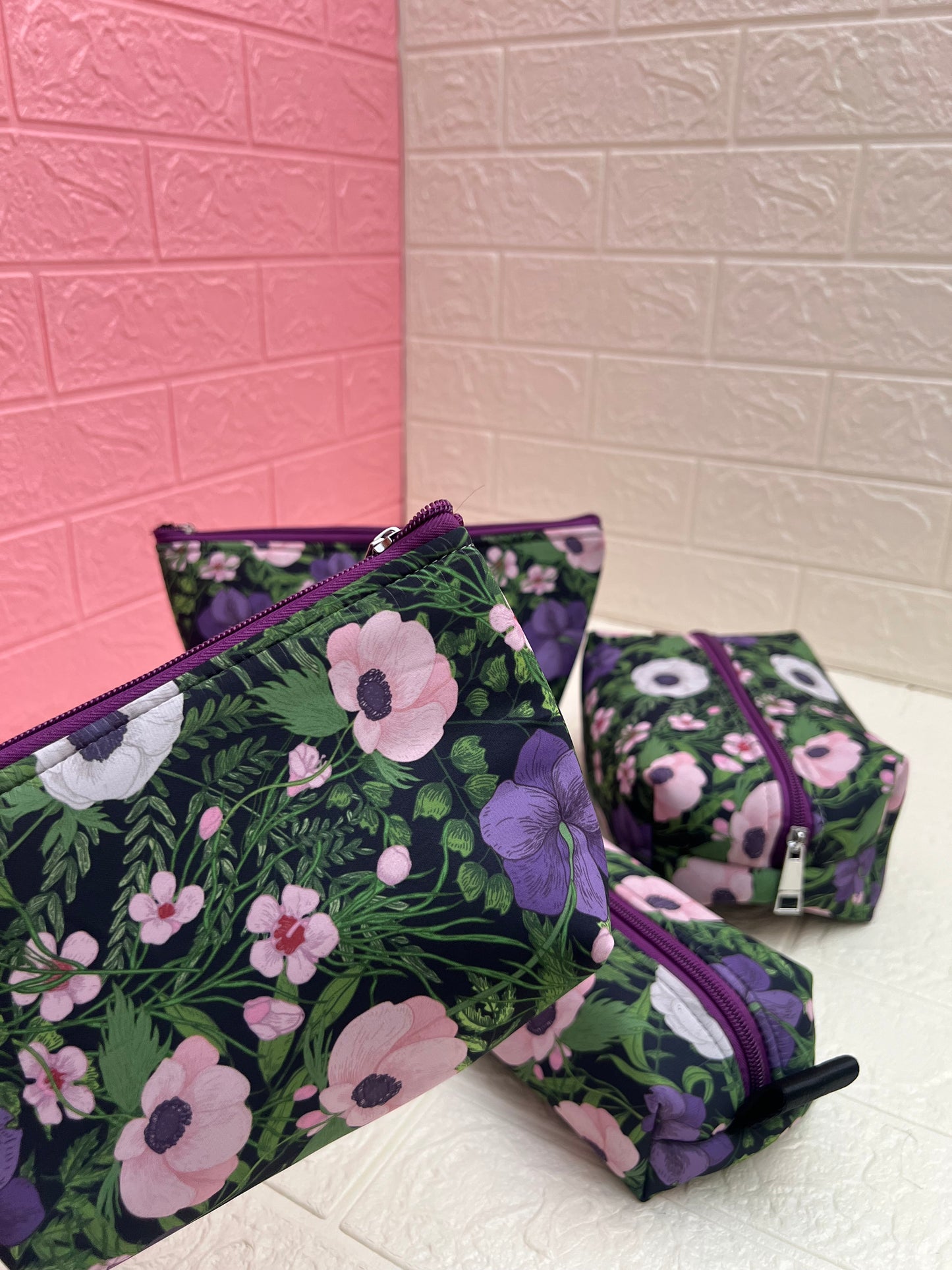 PURPLE JUNGLE POUCHES