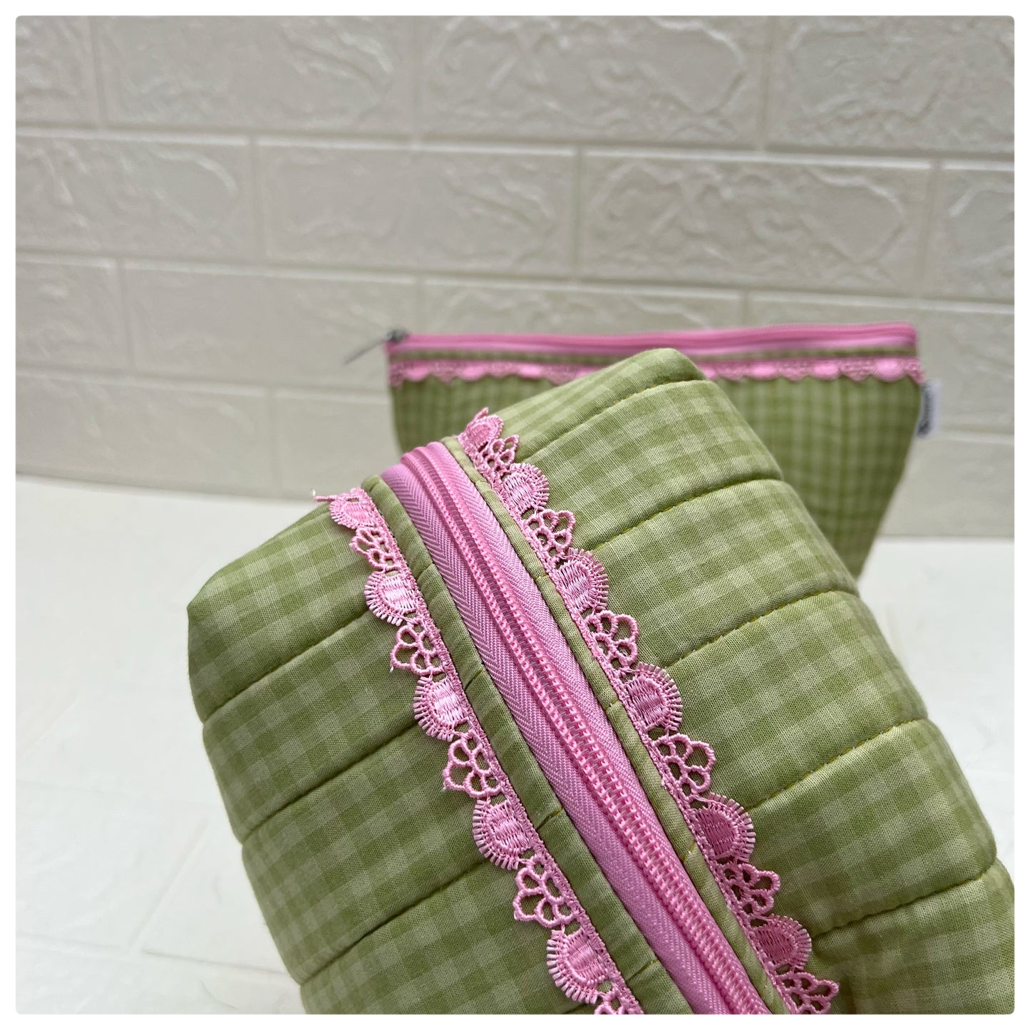 PINK GREEN CHECK QUILTED POUCH