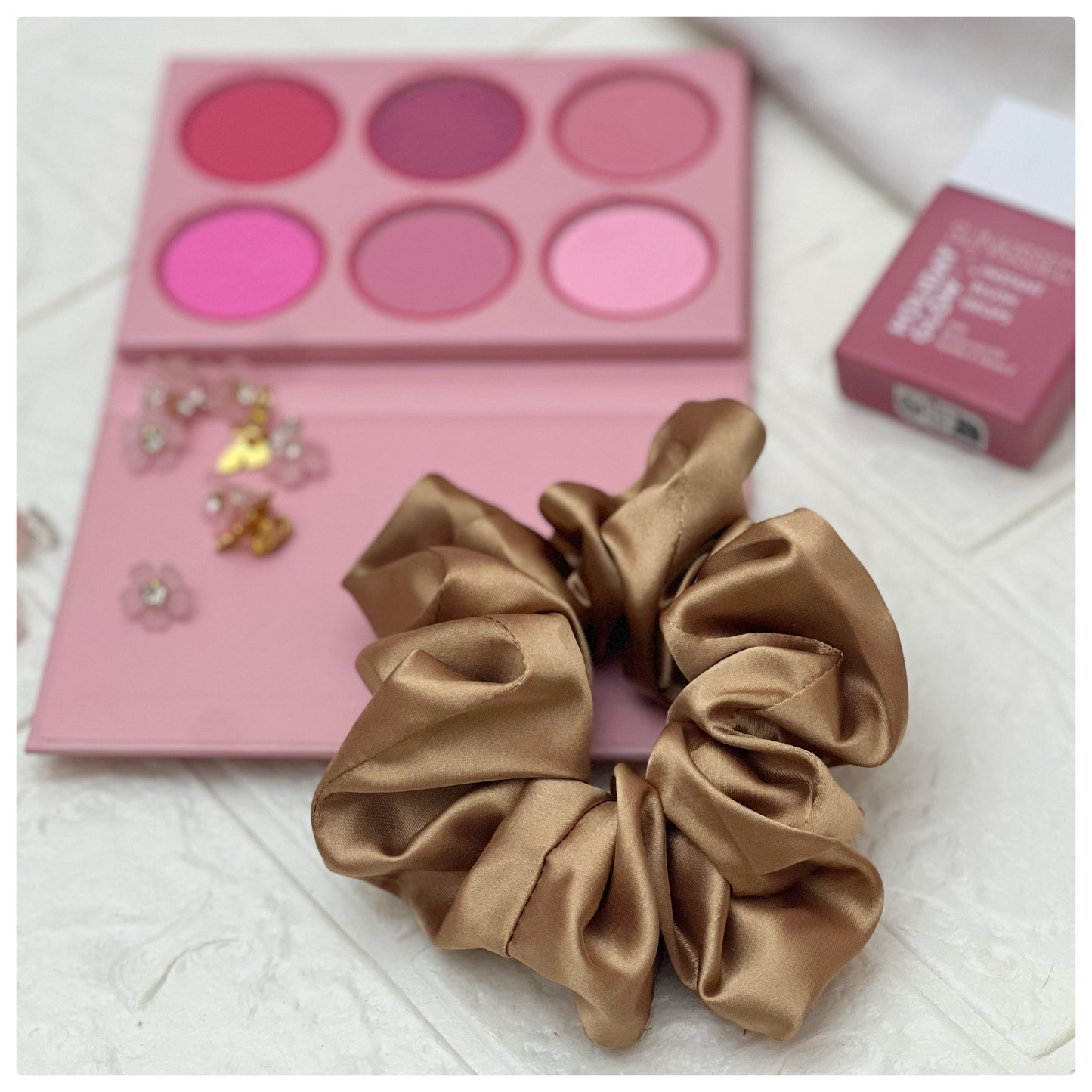 BROWN3 SCRUNCHIES