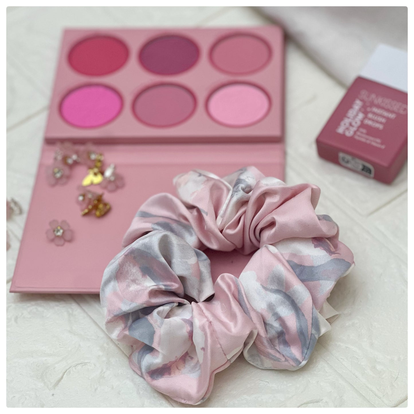 PINK FLORAL SCRUNCHIES