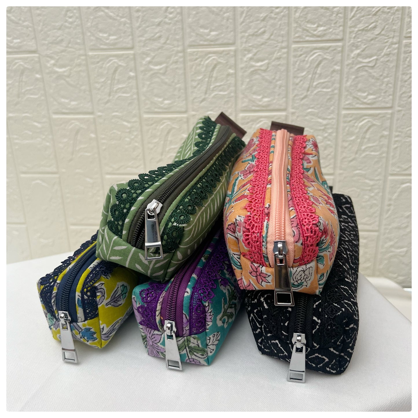 PEACH JOYPURI PENCIL POUCH