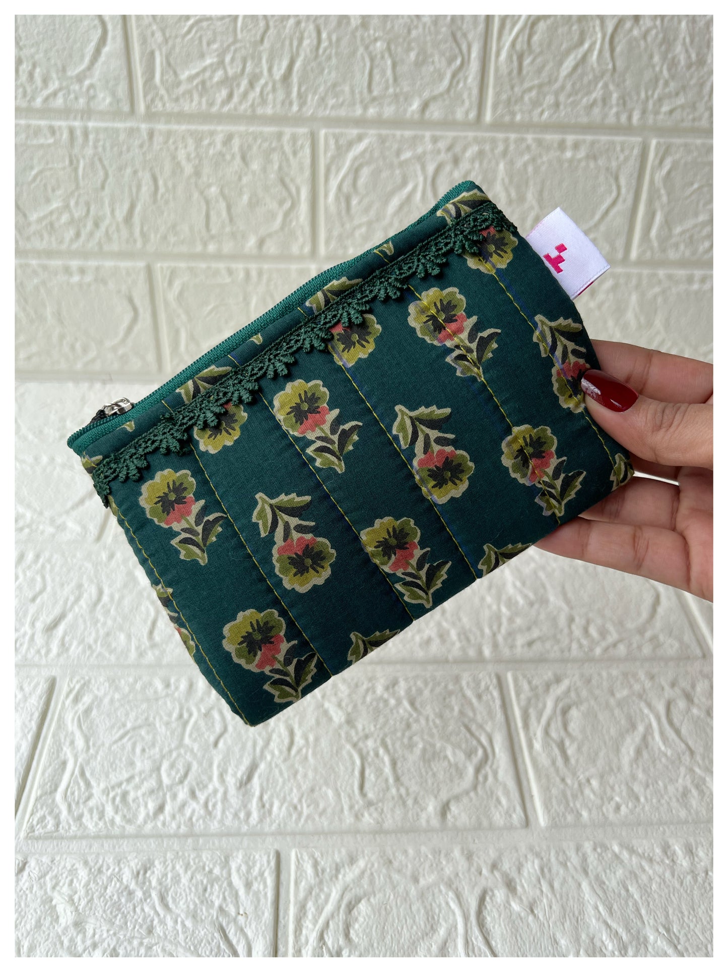 GREEN KOLKA QUILTED KEY-CHARM