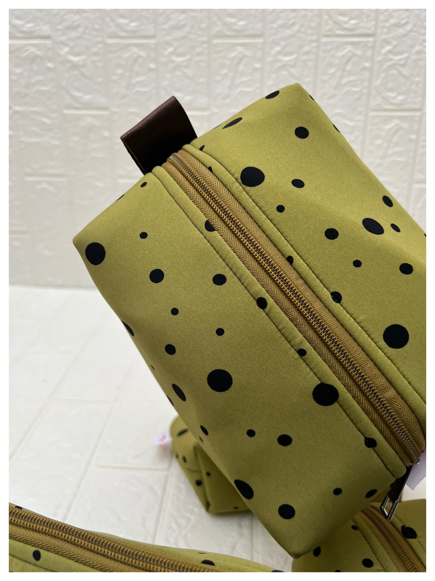 LIGHT OLIVE POLKA POUCHES