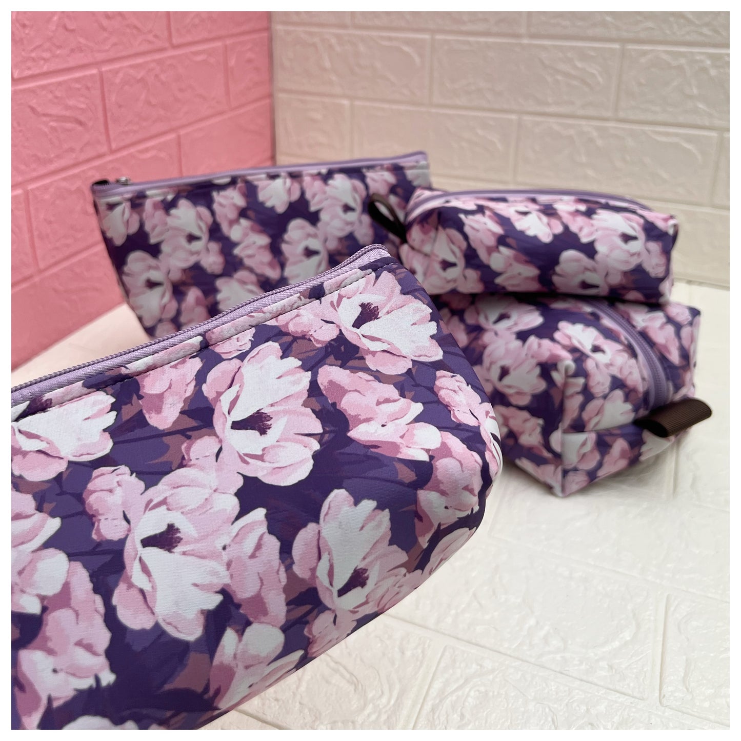 WHITE PURPLE FLORAL POUCHES
