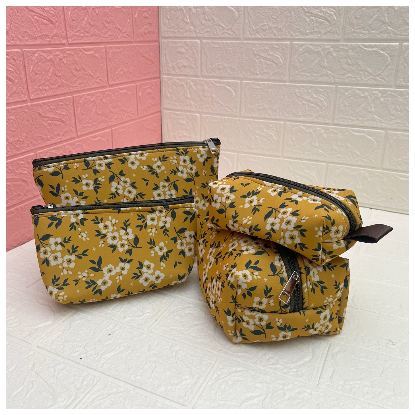 YELLOW POUCHES