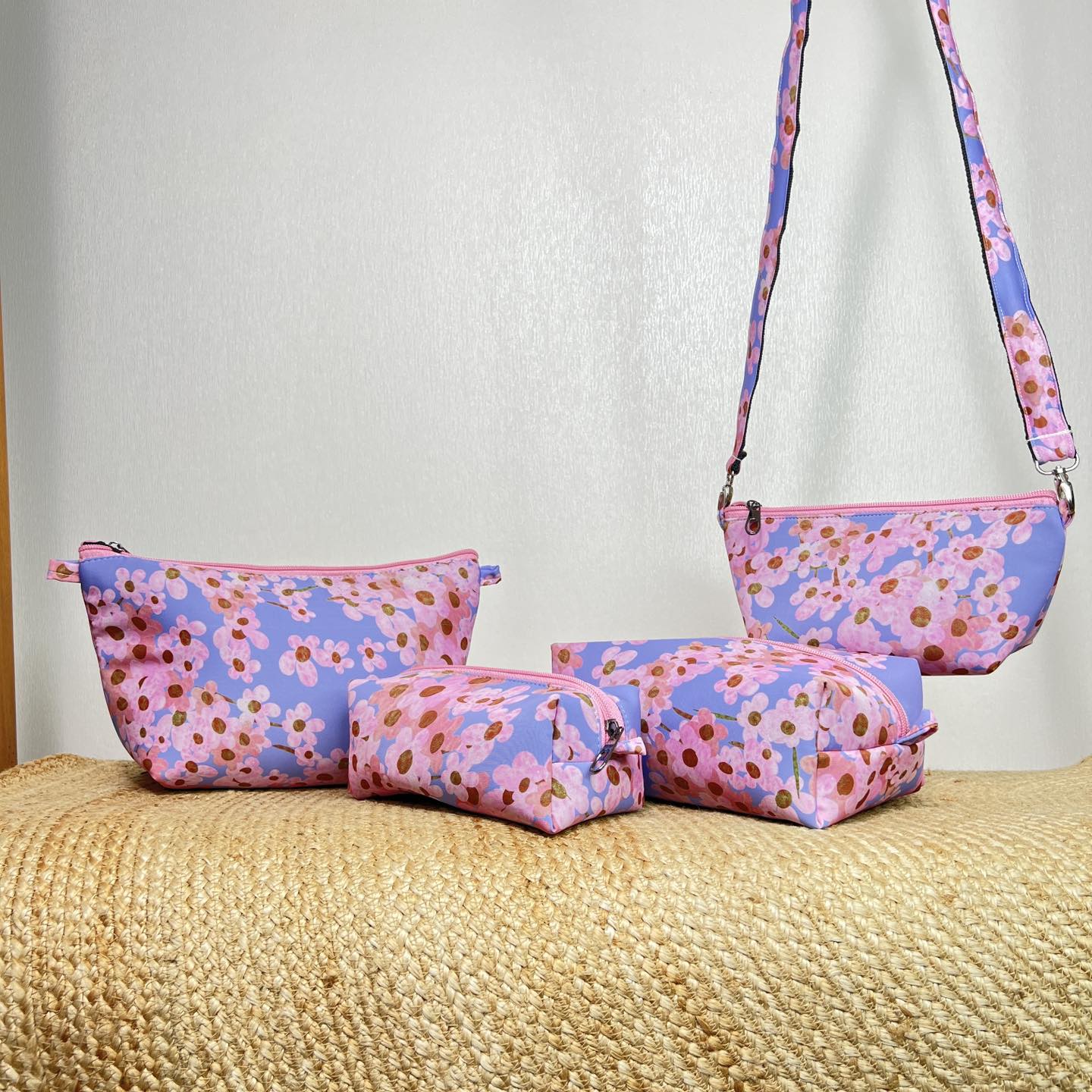 SKY PINK FLORAL CONVERTIBLE POUCH SET