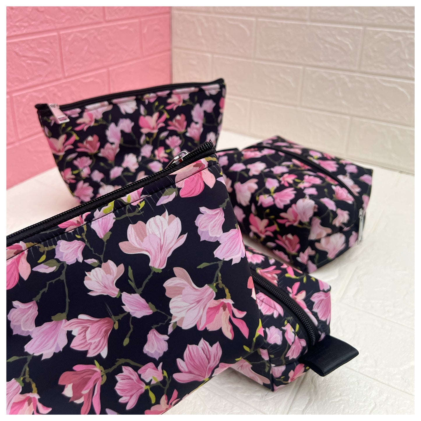 BLACK TULIP POUCHES
