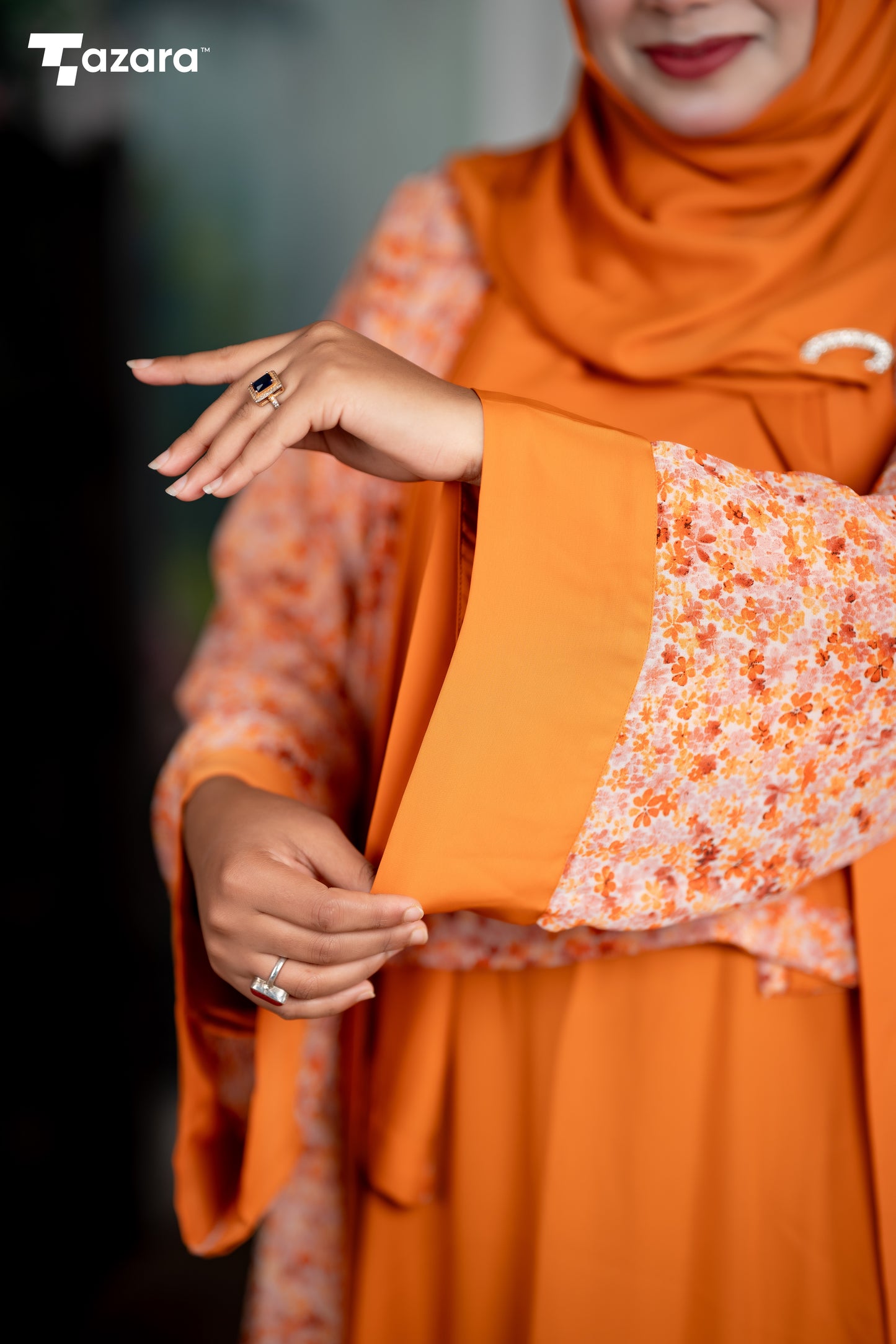 Amber Glow Abaya set