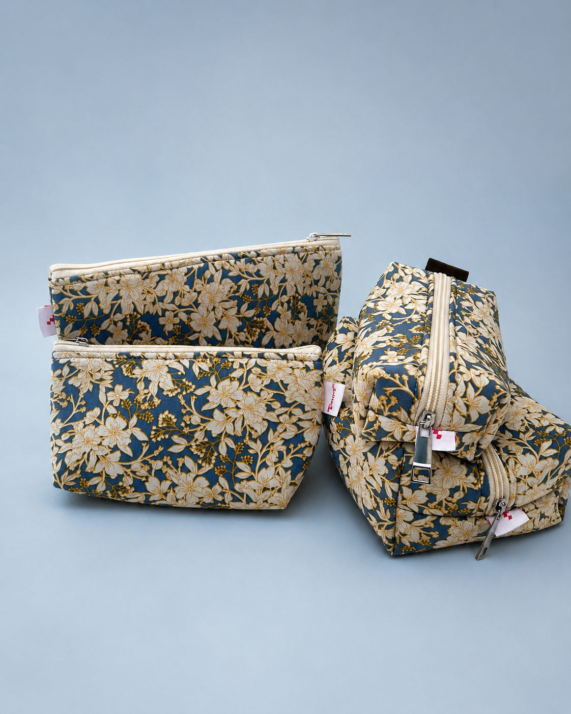 LIGHTBLUE FLORAL POUCHES