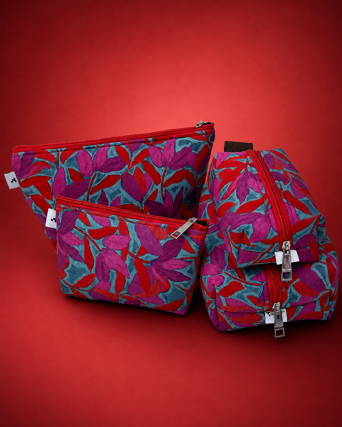 RED TEAL LEAF POUCHES