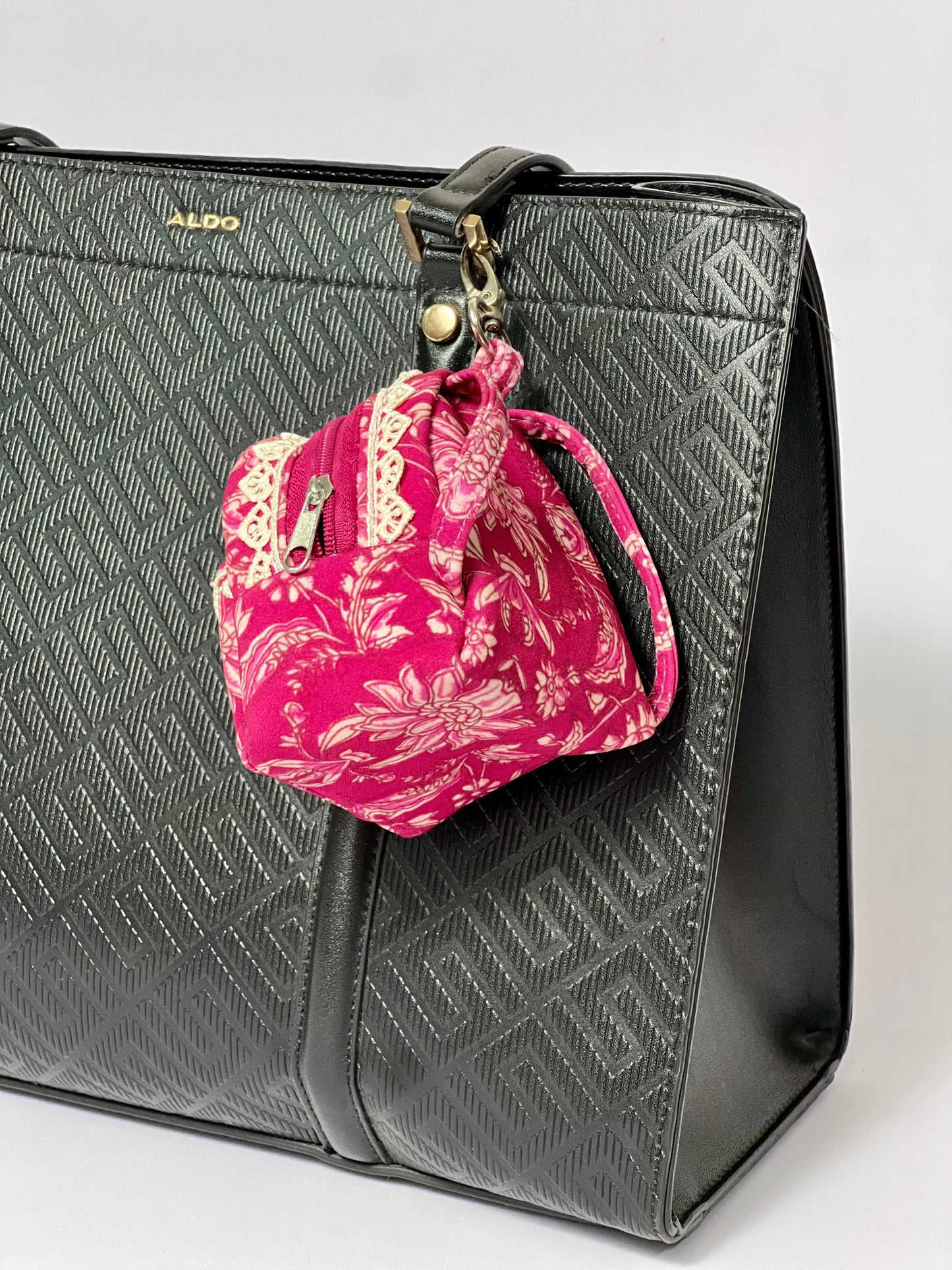 PINK FLORAL KEY CHARM