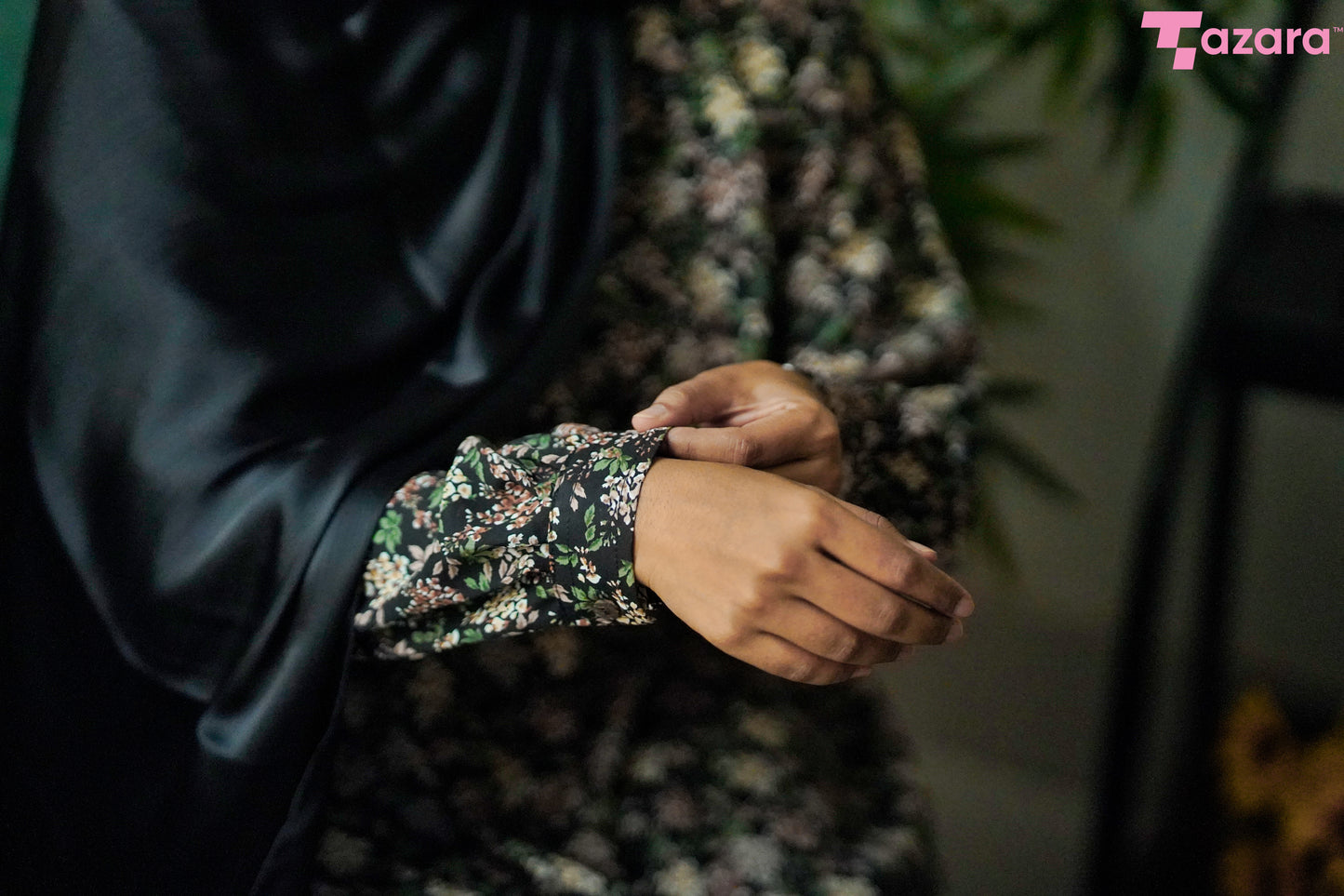 Black Leaf Long Tops