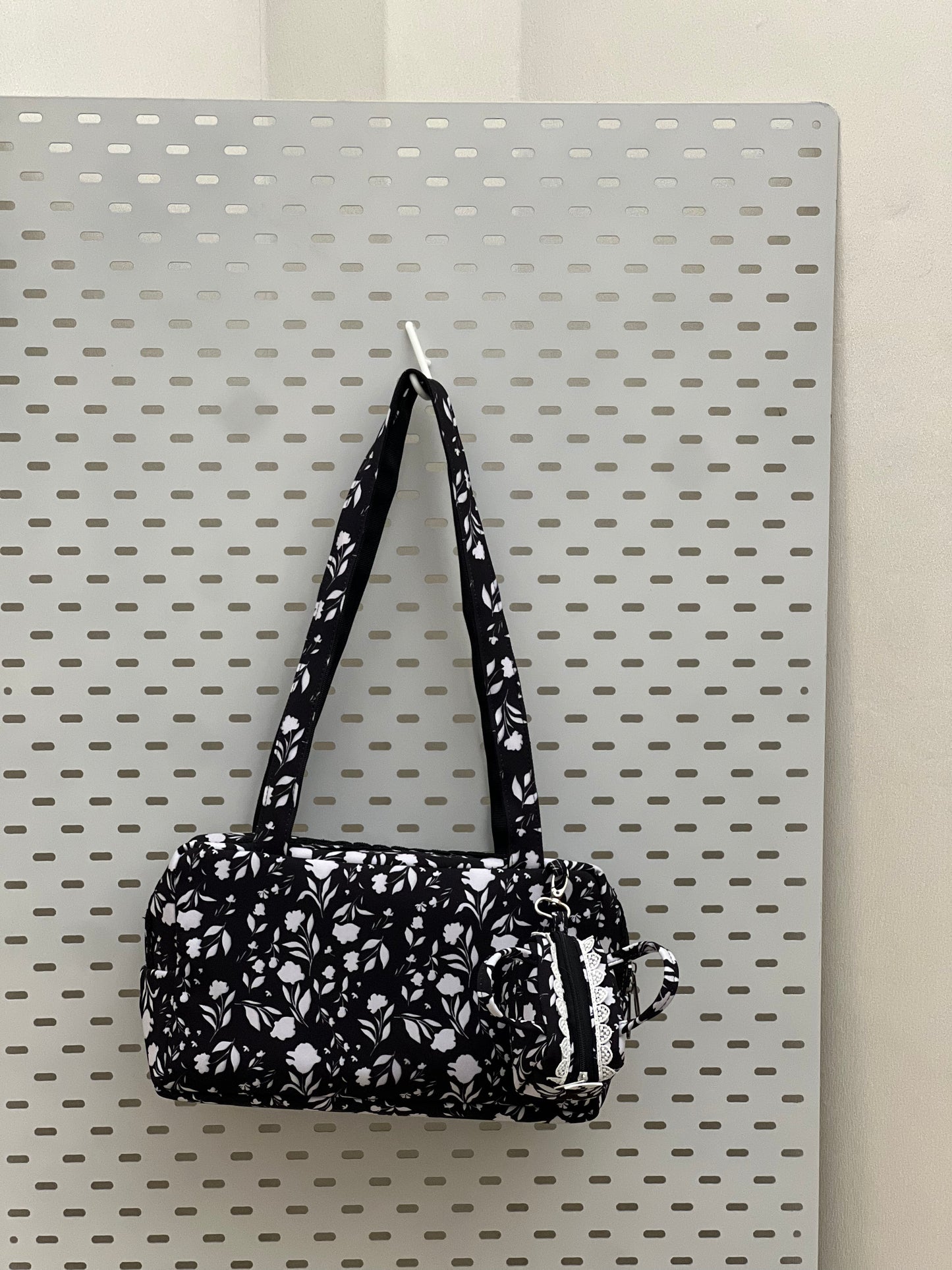 Black Floral Piko Tote