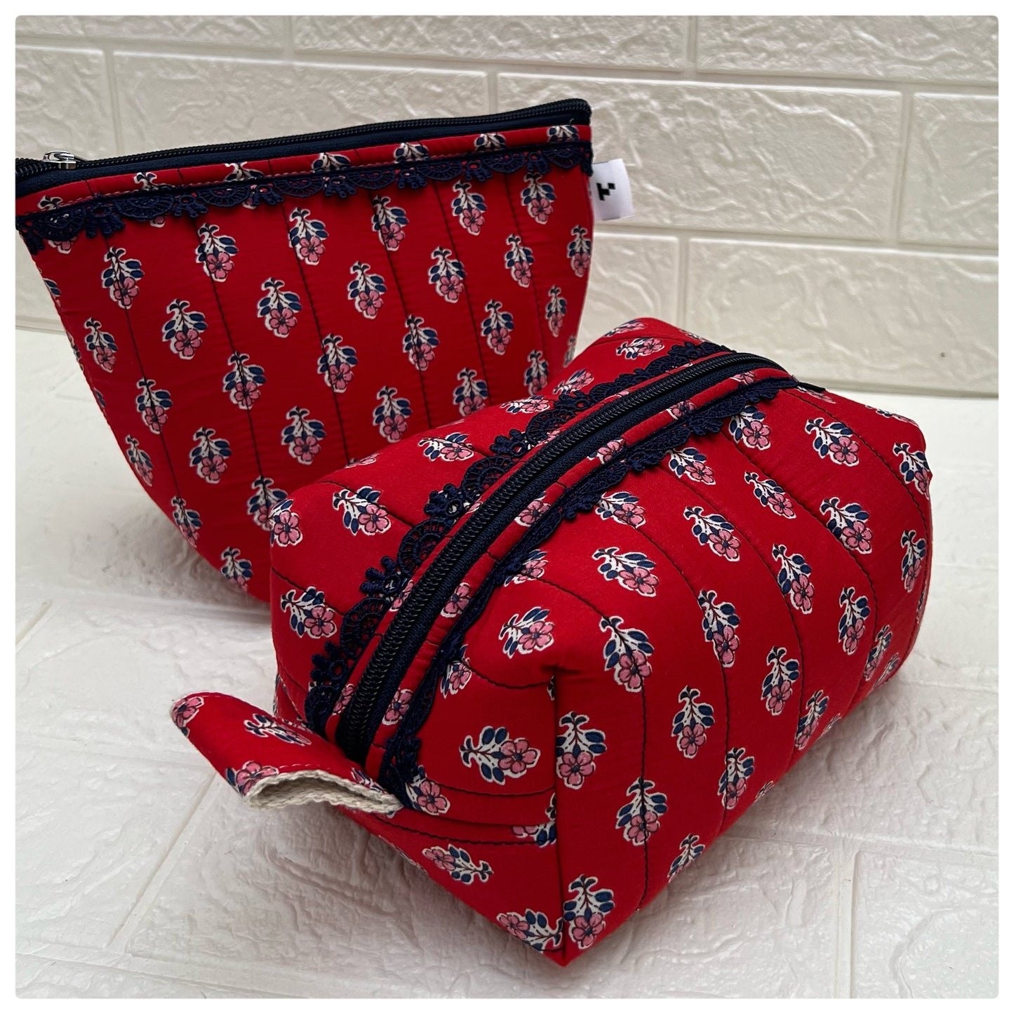 RED JOYPURI QUILTED POUCH