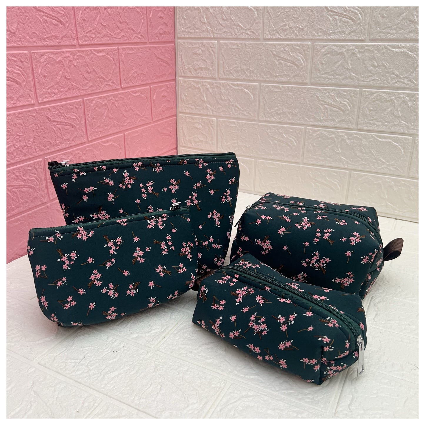 GREEN PINK POUCHES