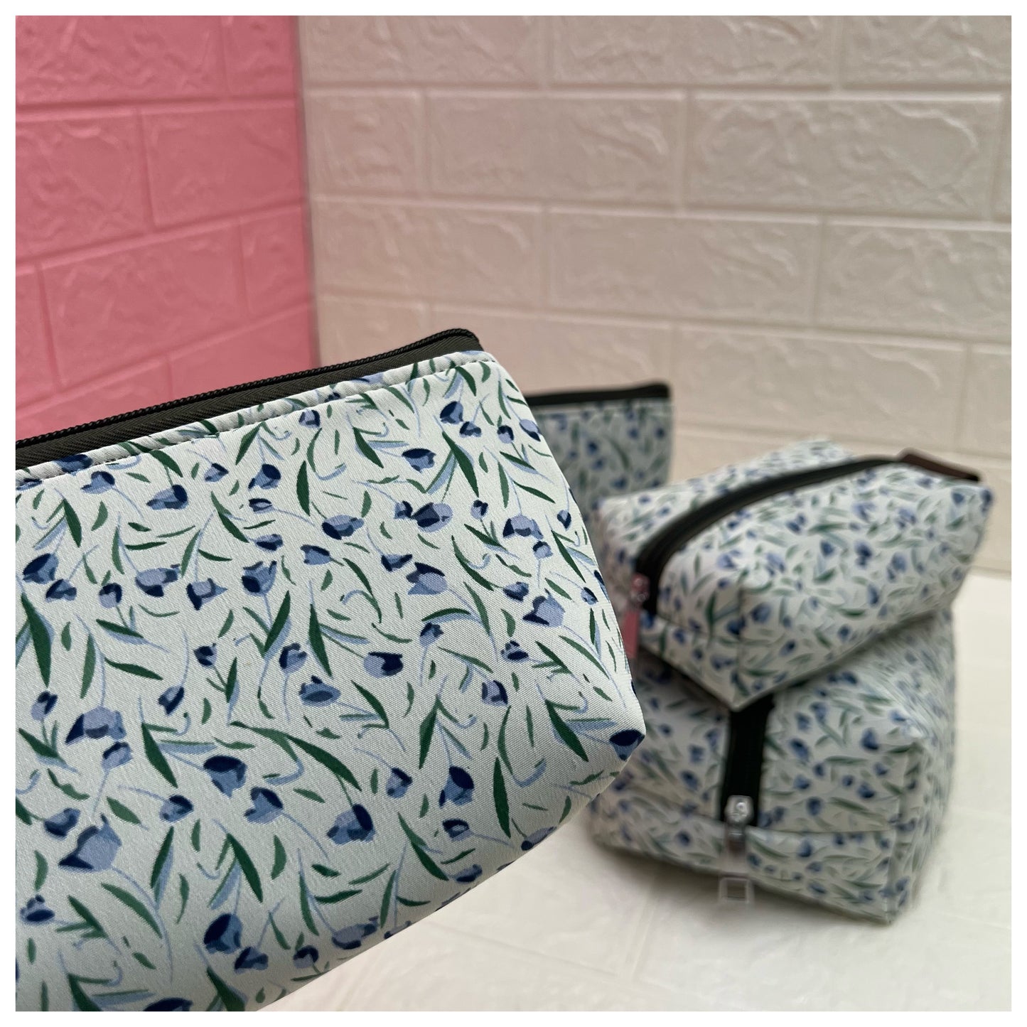 WHITE BLUE FLORAL POUCHES