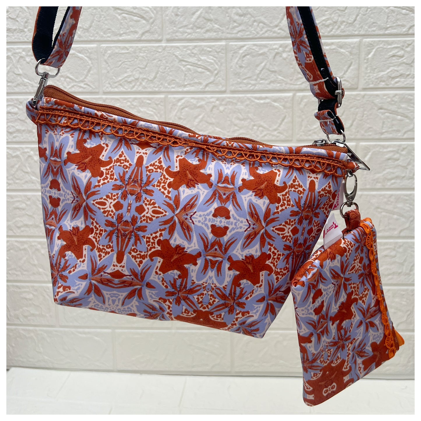 ORANGE PARIZAT CROSSBODY