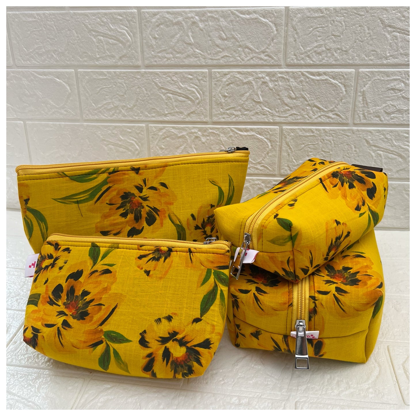 YELLOW COTTON POUCHES
