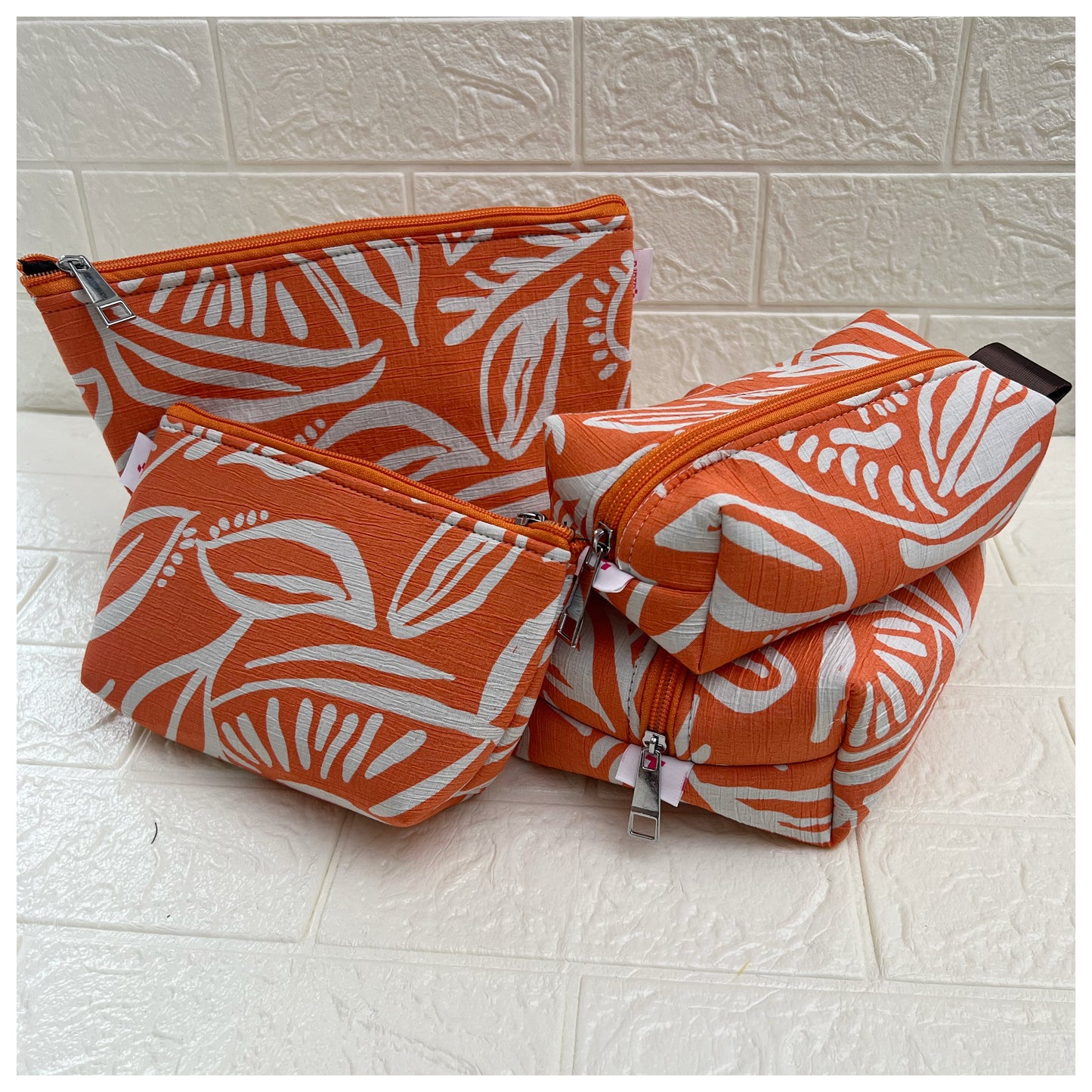 ORANGE LEAF COTTON POUCHES