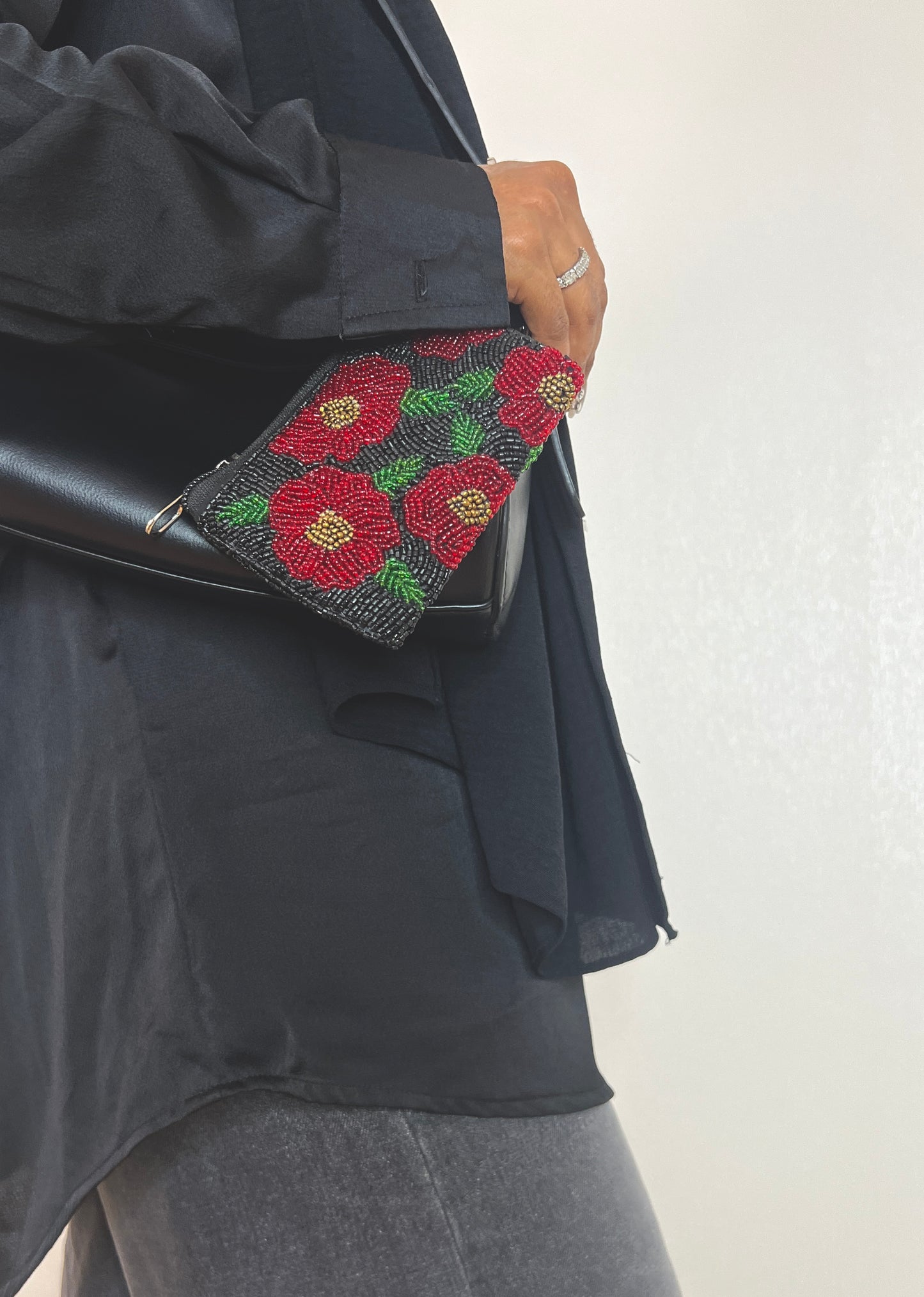 RED FLORAL BEADED COIN PURSE