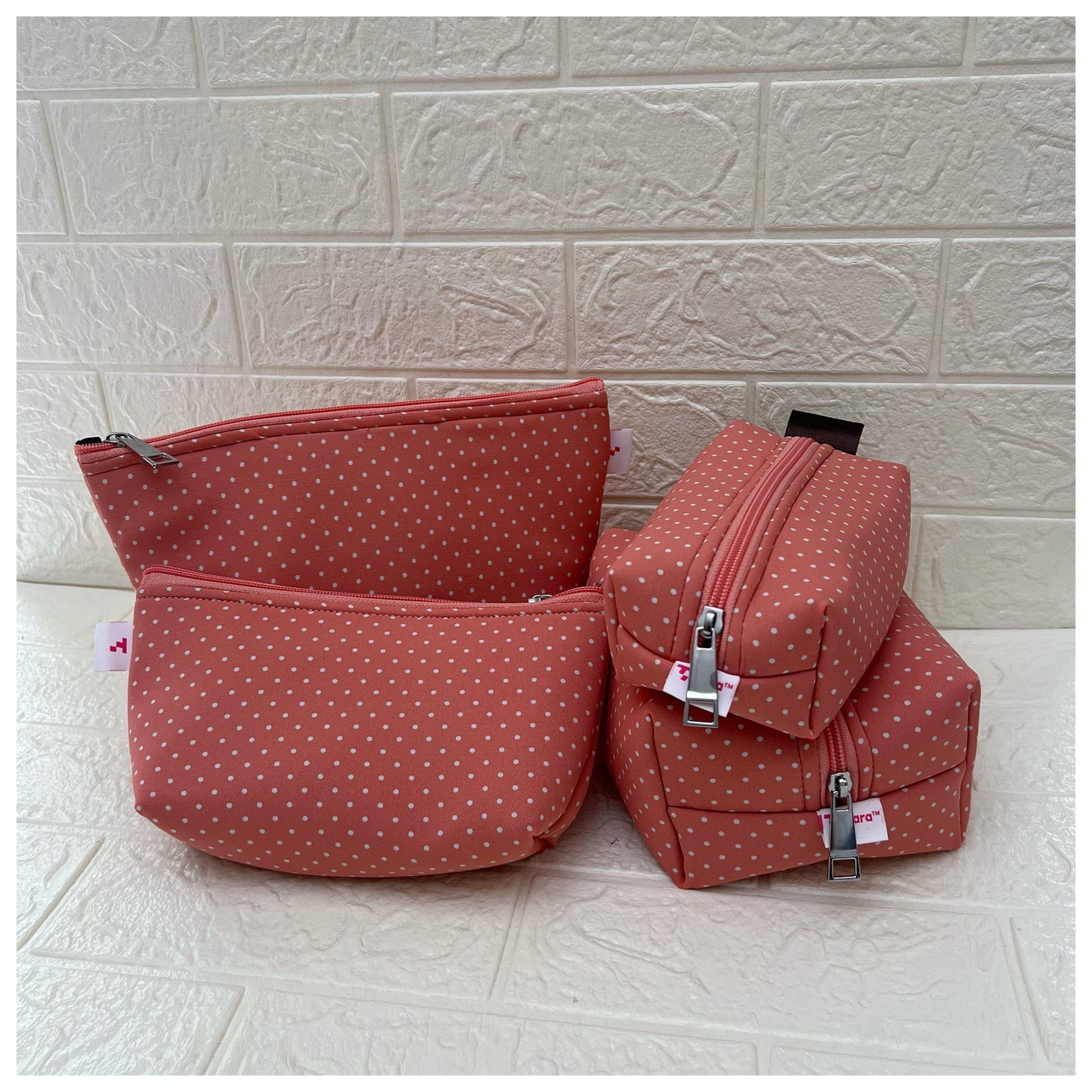 PEACH POLKA POUCHES