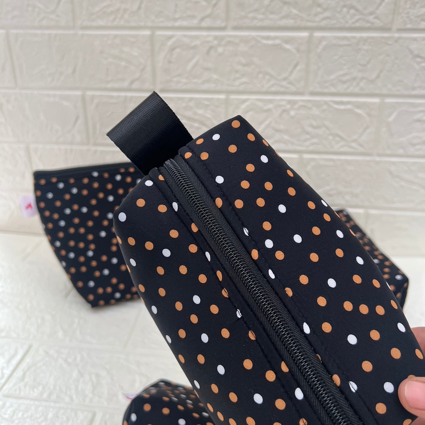 BLACK MULTI COLOR POLKA POUCHES