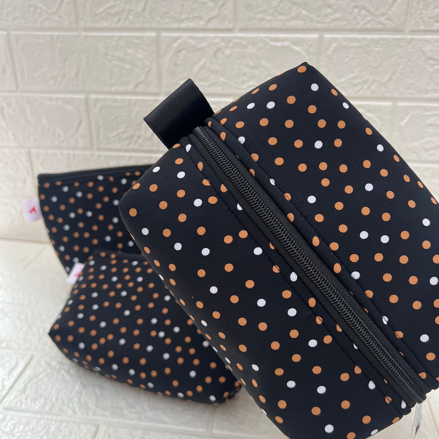 BLACK MULTI COLOR POLKA POUCHES