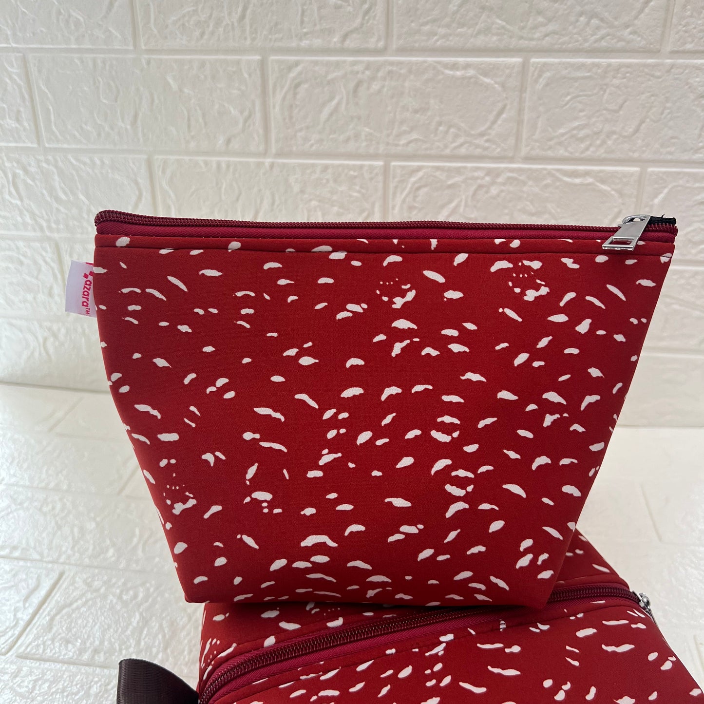 RED WHITE ABSTRACT POUCHES