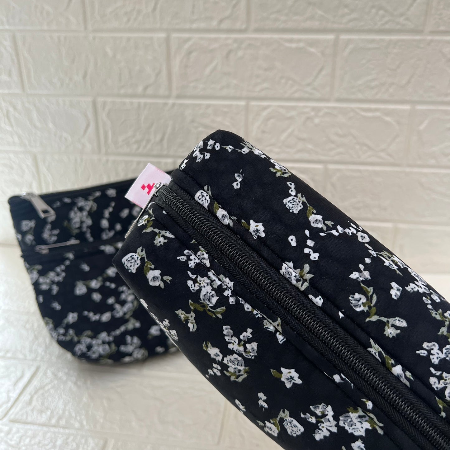 BLACK BLOSSOM POUCHES