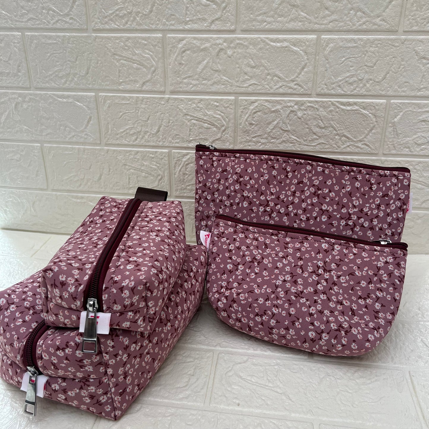 ONION PINK FLORAL POUCHES