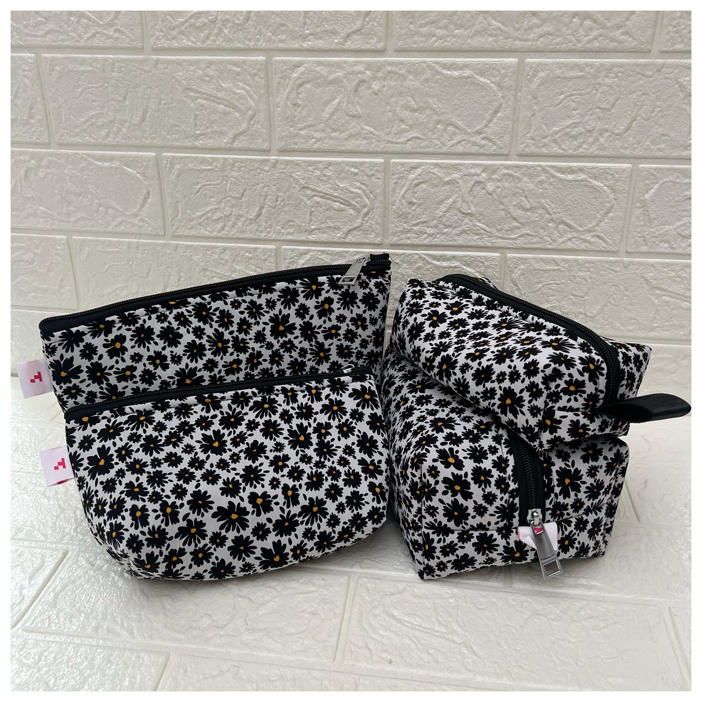BNW PERIWINKLE POUCHES