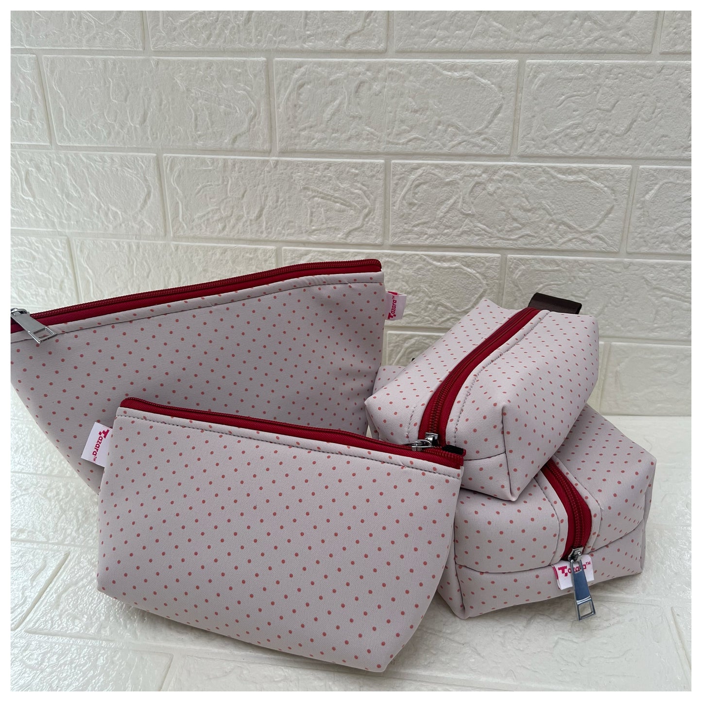 LIGHT PINNK POLKA POUCHES