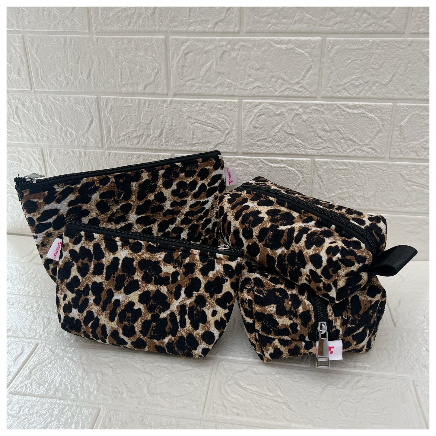 TIGER POUCHES