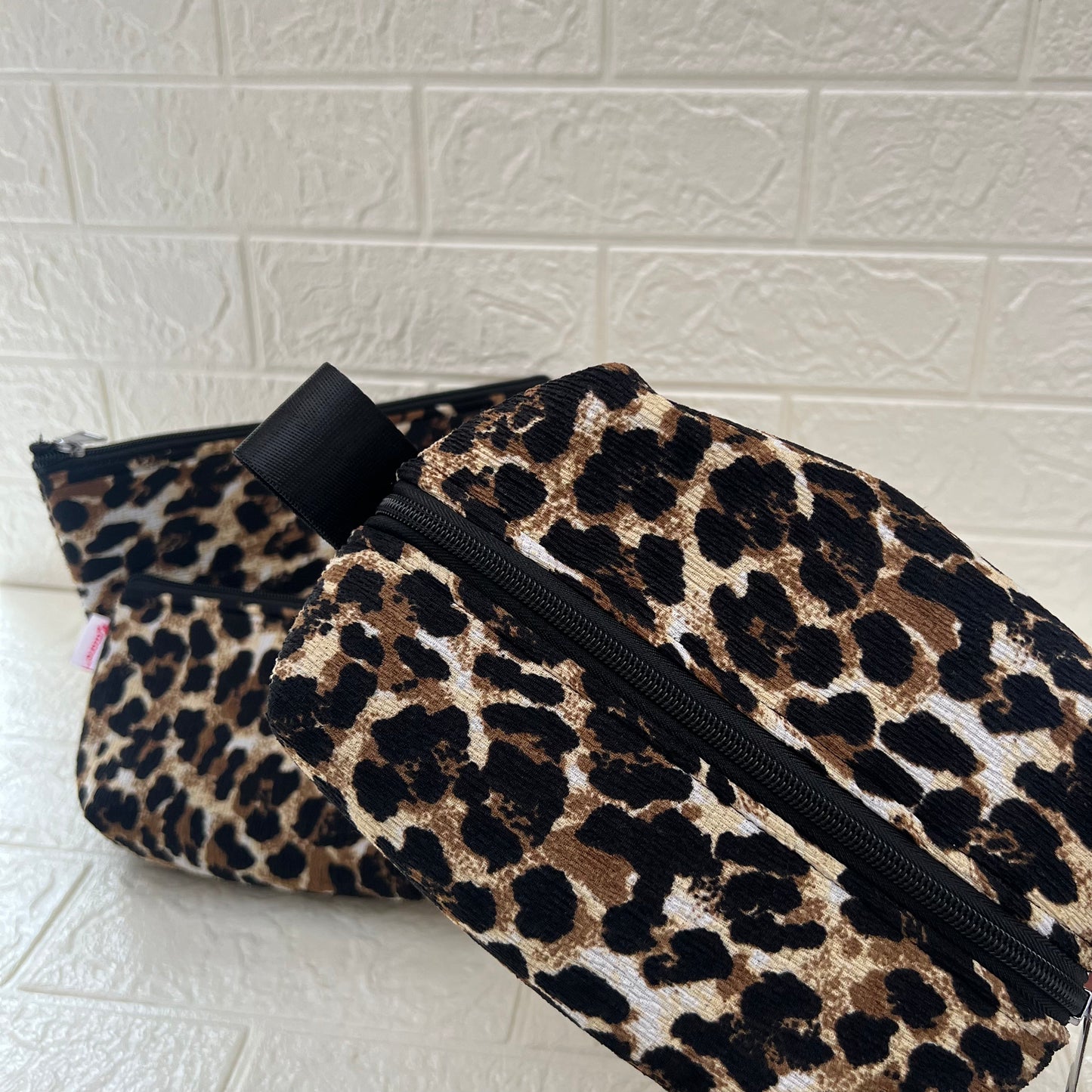 TIGER POUCHES