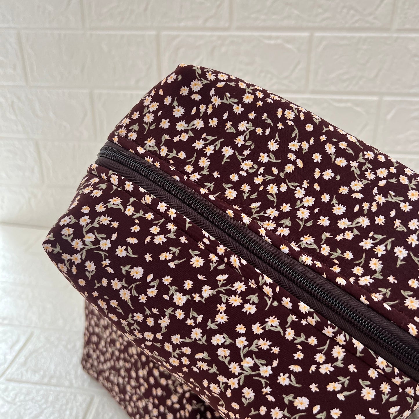 COFFEE FLORAL POUCHES