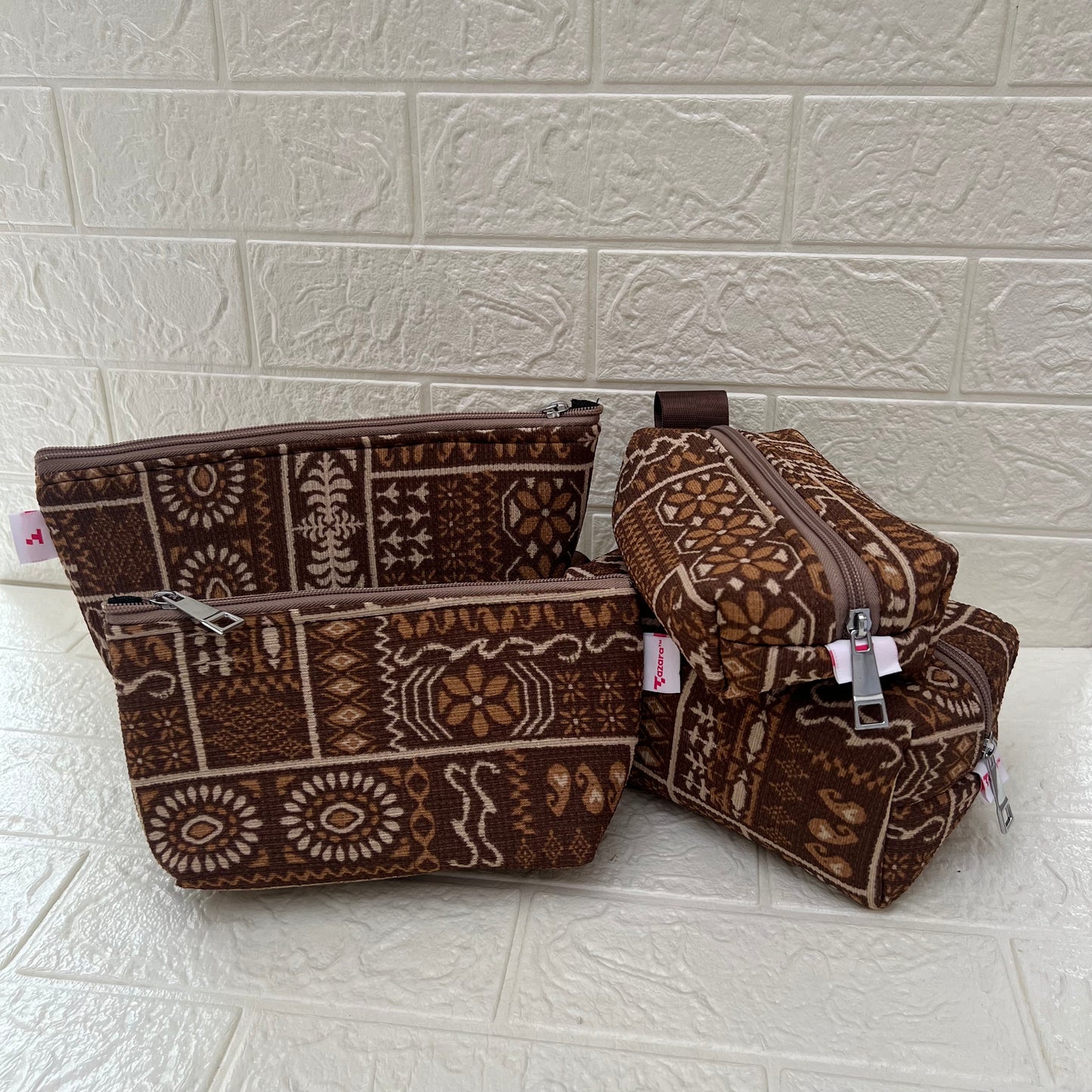 BROWN NOKSHA POUCHES