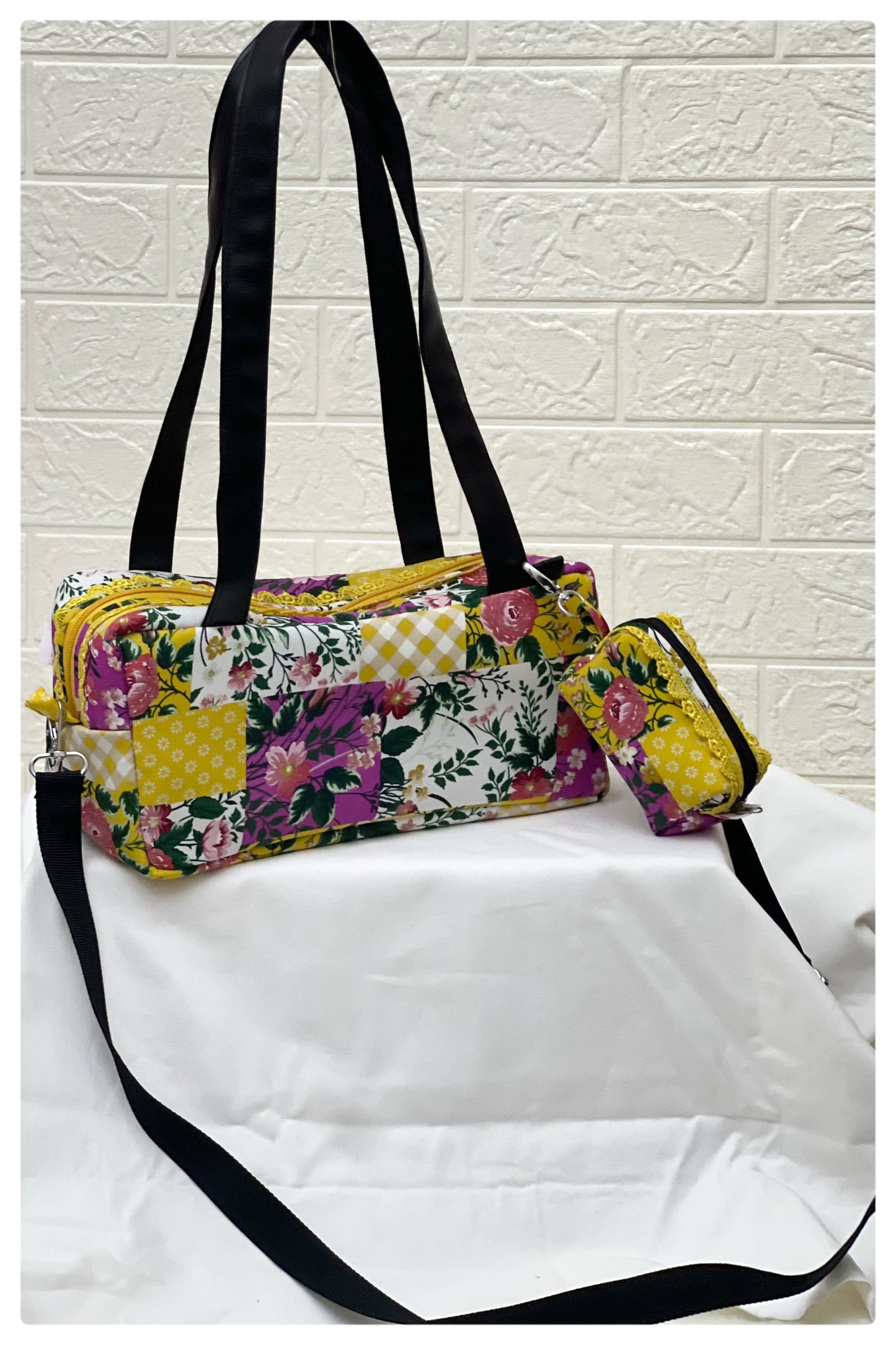 YELLOW FLORAL PIKO TOTE