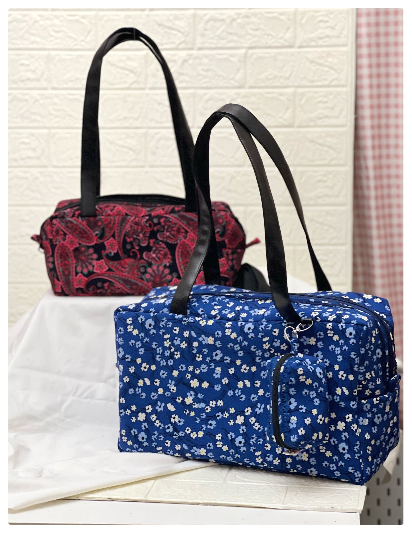BLUE FLORAL PABLO TOTE