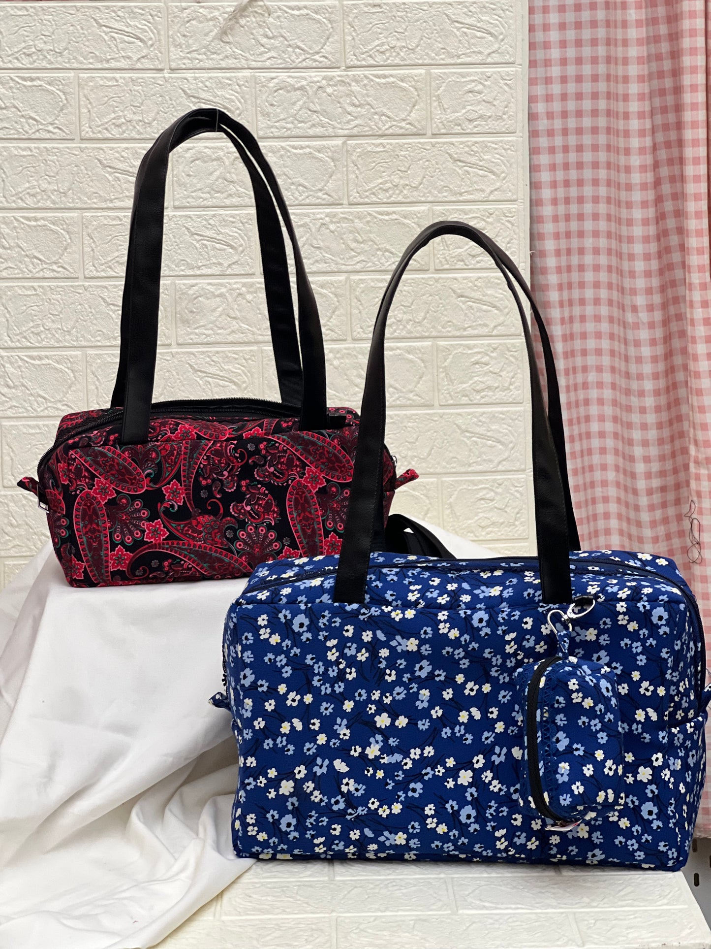 BLUE FLORAL PABLO TOTE