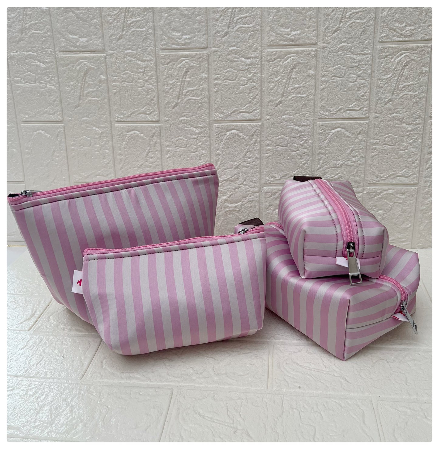 LIGHT PINK STRIPE POUCH