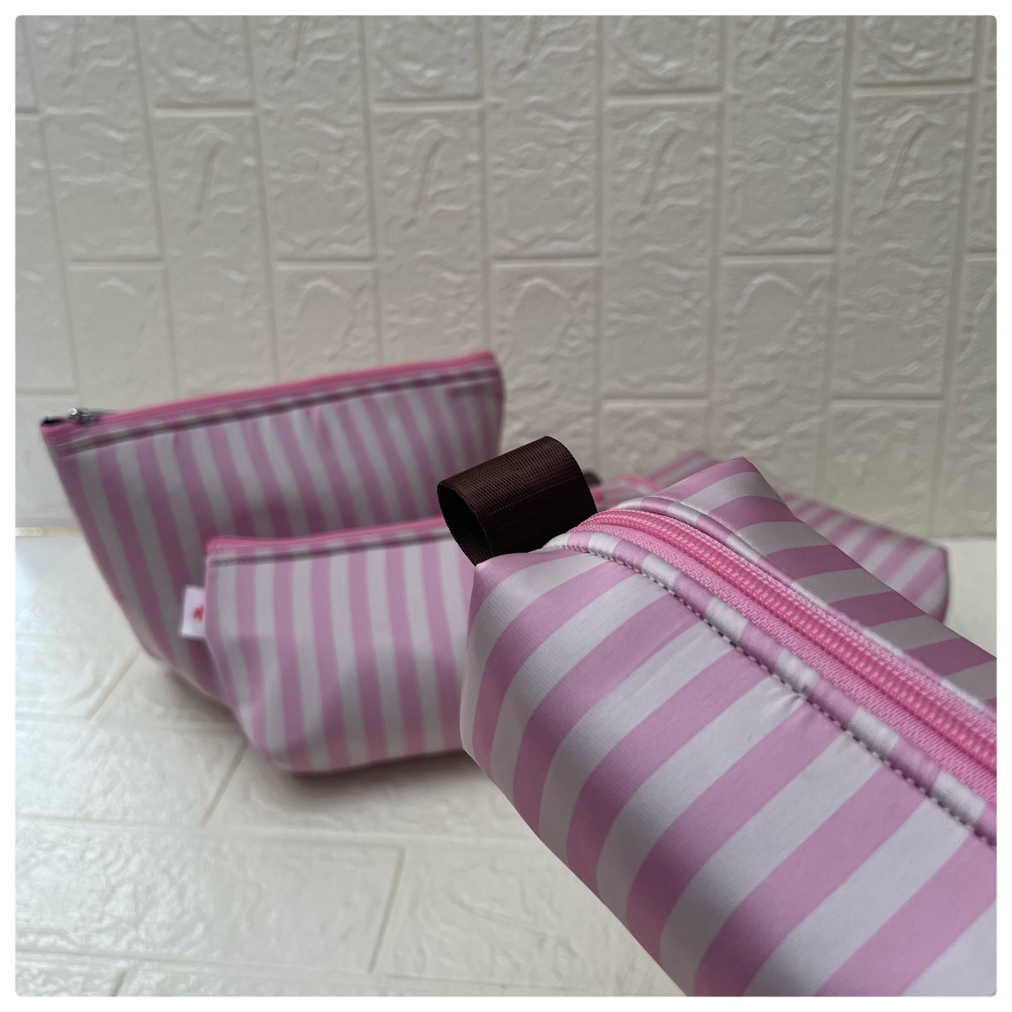 LIGHT PINK STRIPE POUCH