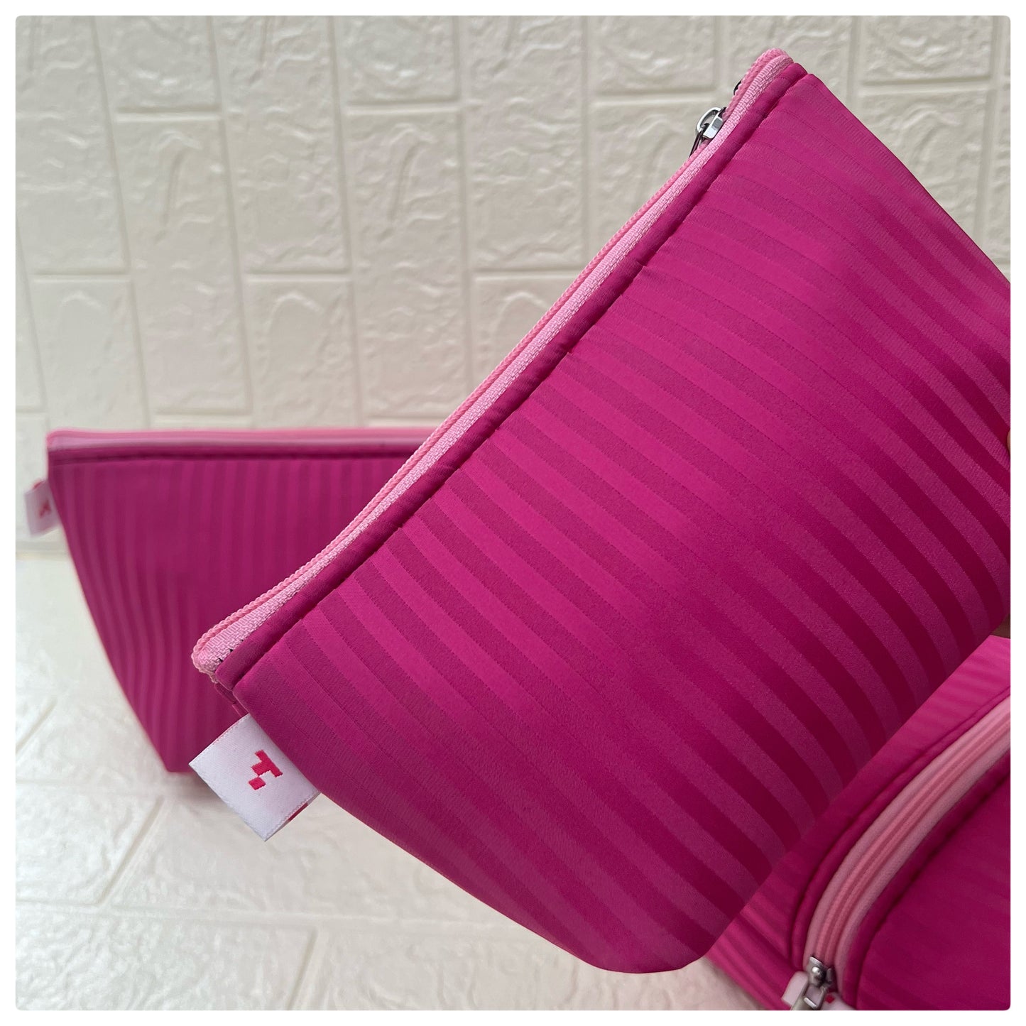 HOT PINK STRIPE POUCH