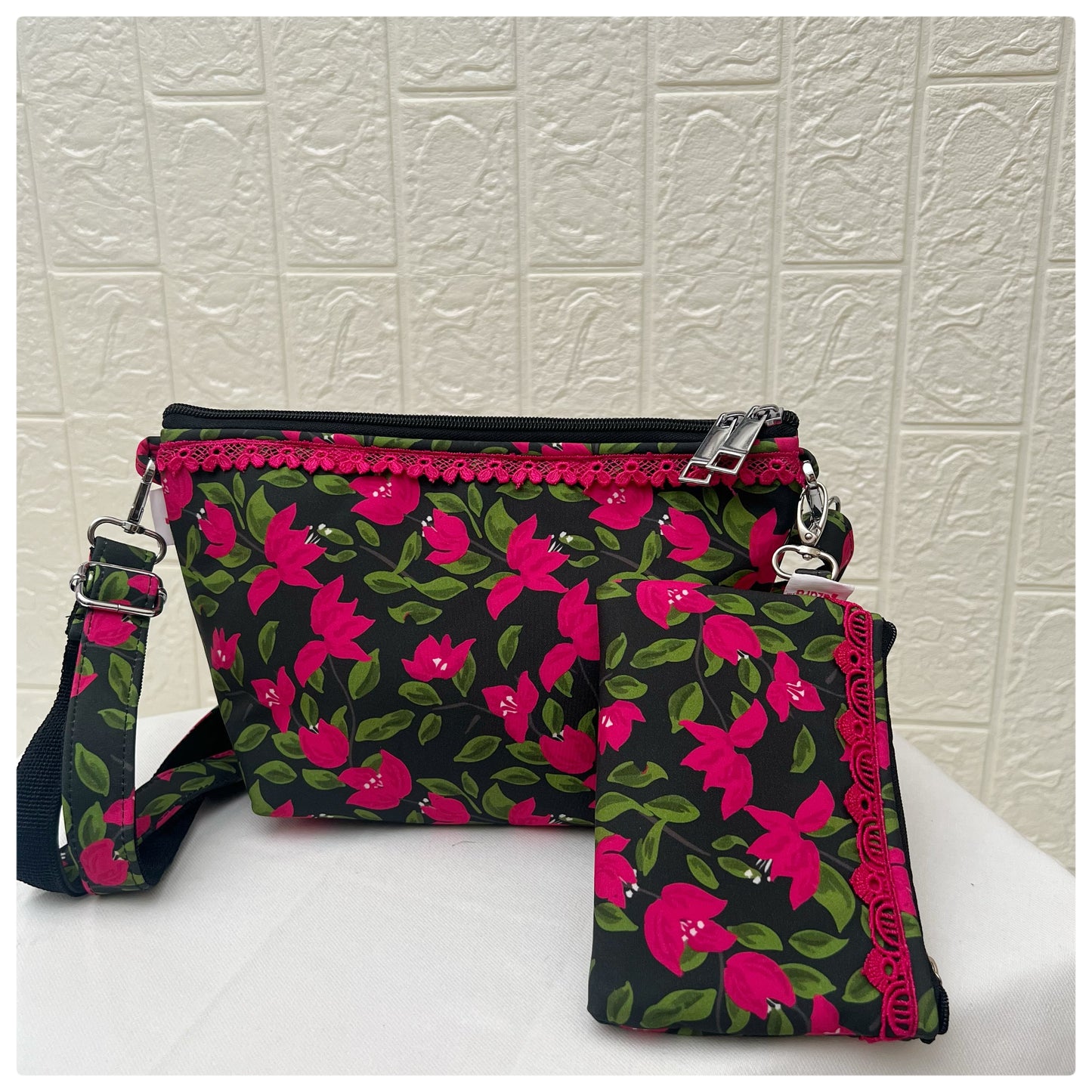 BOUGAINVILLEA PARIZAT CROSSBODY