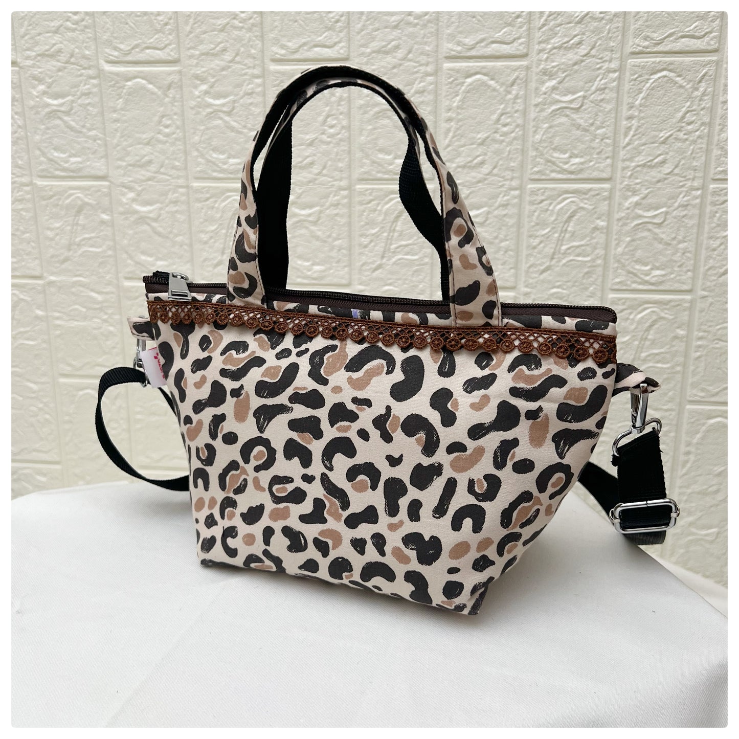 TIGER CROSSBODY BAG