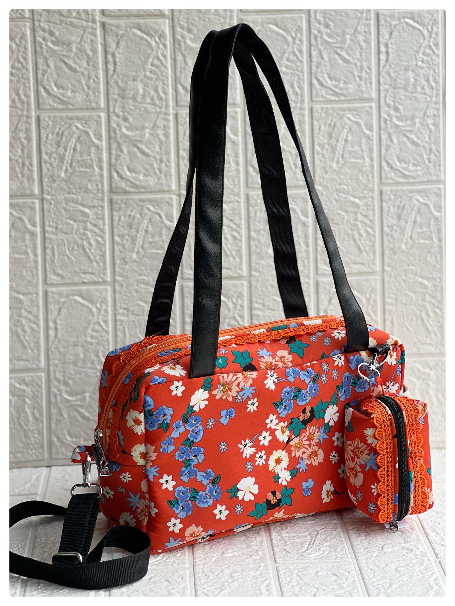 ORANGE FLORAL PAMELA TOTE