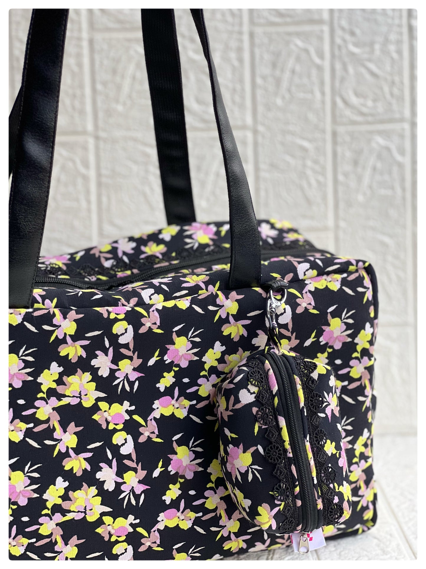 BLACK YELLOW FLORAL PABLO TOTE