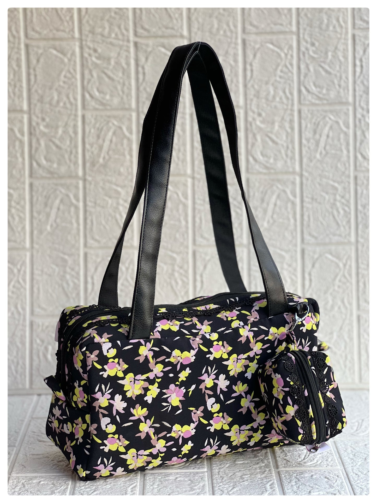 BLACK YELLOW FLORAL PAMELA TOTE