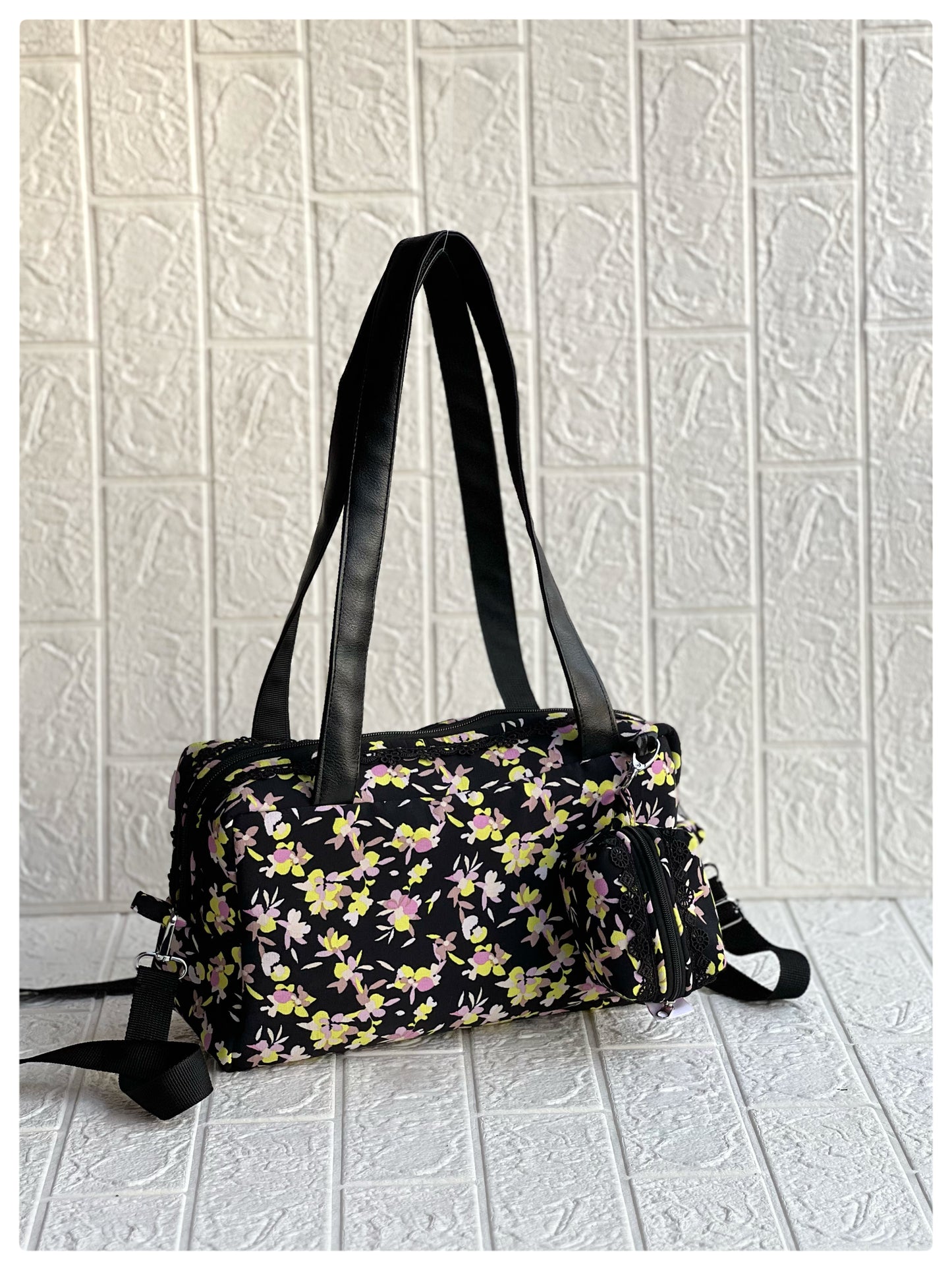 BLACK YELLOW FLORAL PAMELA TOTE