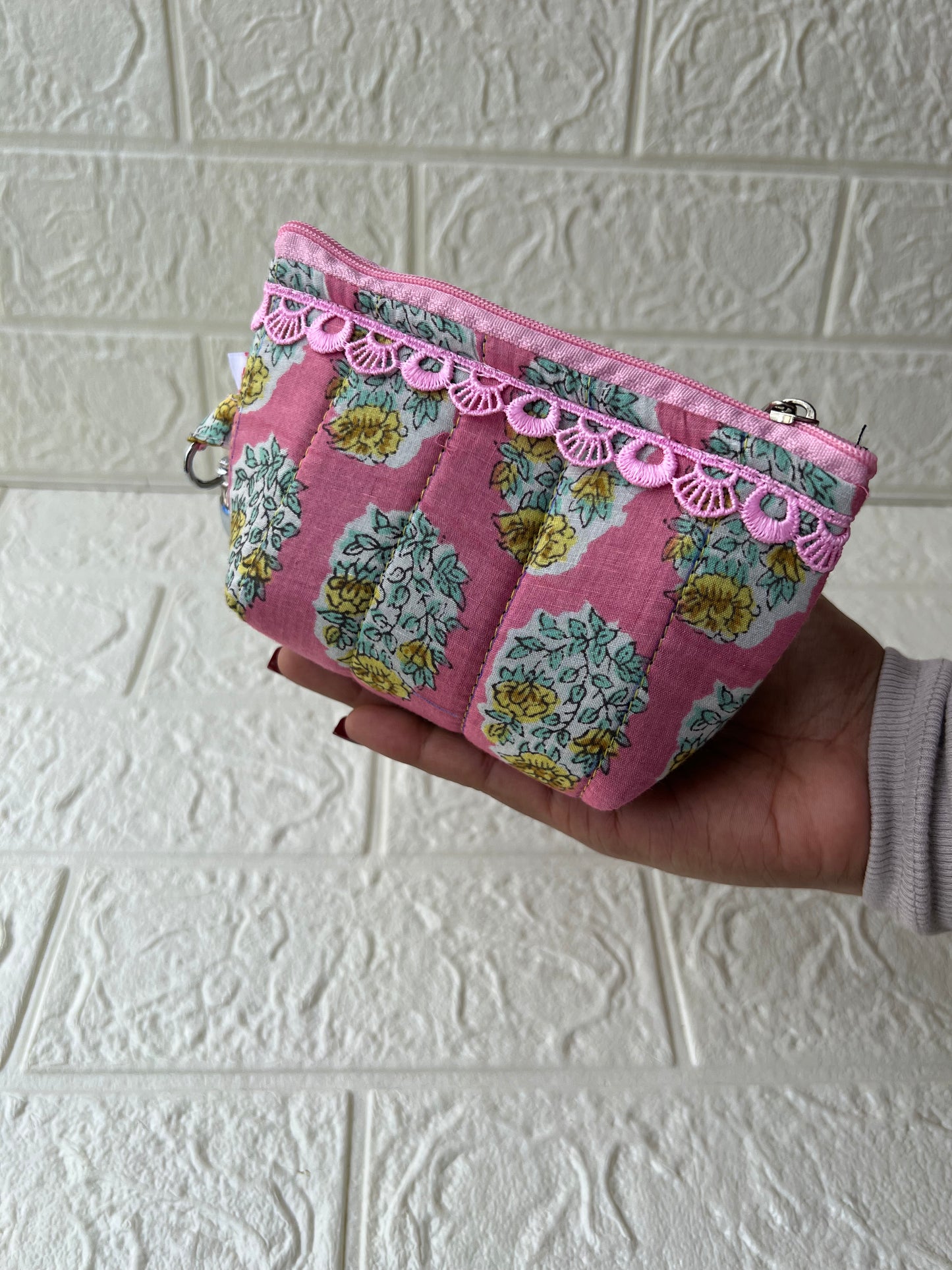 PINK BLUE JOYPURI QUILTED KEY-CHARM