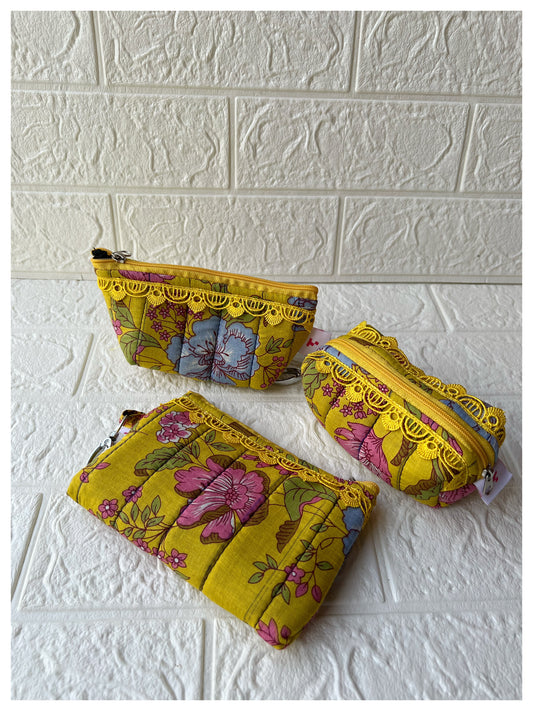 YELLOW BLUE JUI QUILTED KEY-CHARM